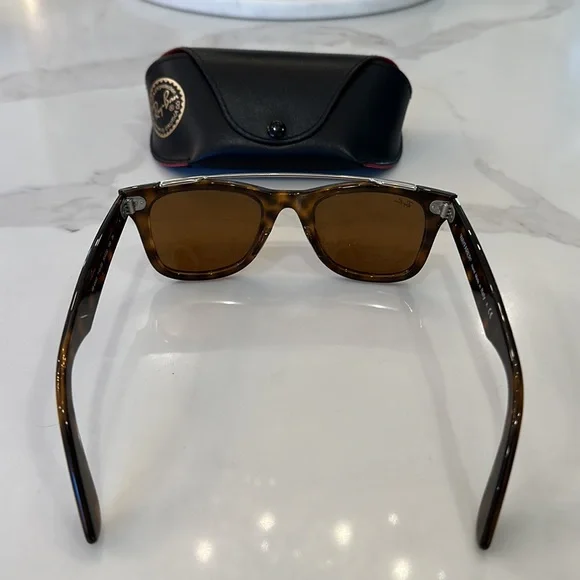 Ray-Ban Brow Bar Wayfarer sunglasses